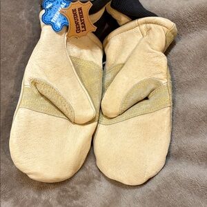 INC International Concepts Leather Mittens - Tan